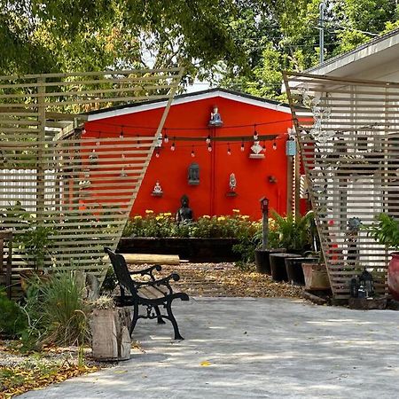Flora'S Garden Apartment/Studio North Miami Exterior photo