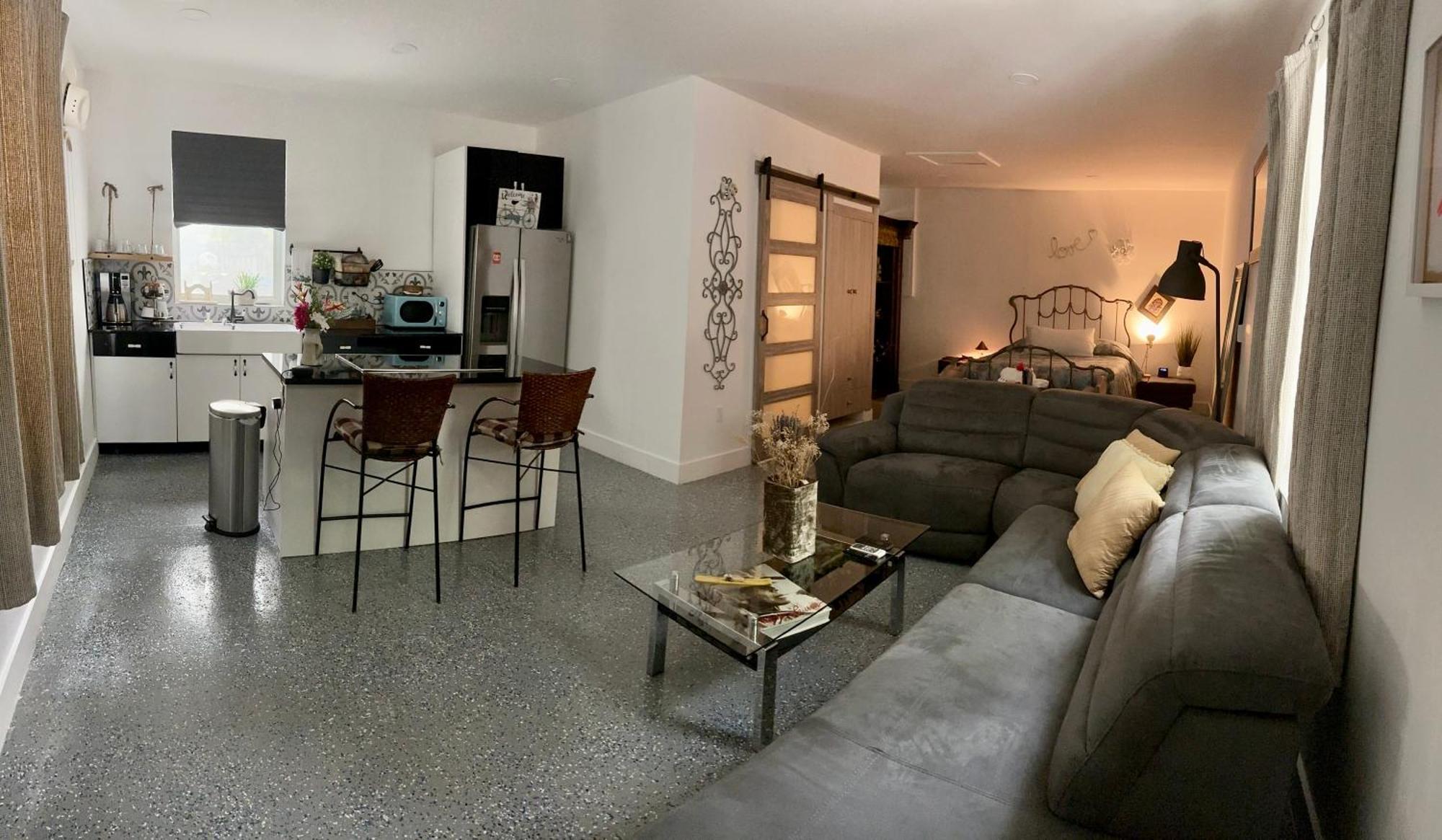 Flora'S Garden Apartment/Studio North Miami Exterior photo